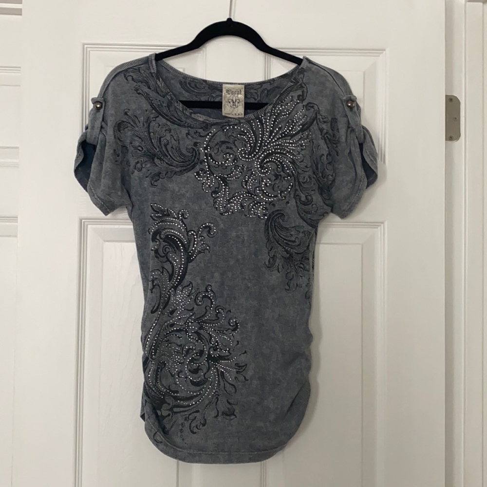 Focal Rhinestone T-Shirt - Medium